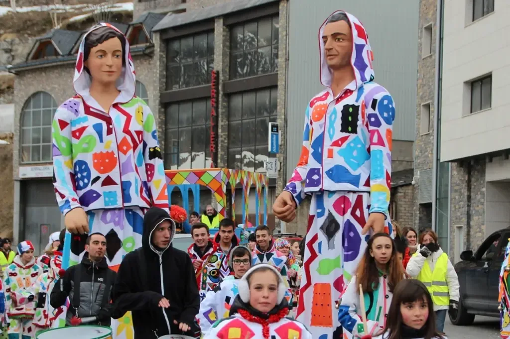 Gegants de Canillo: els Arlequins