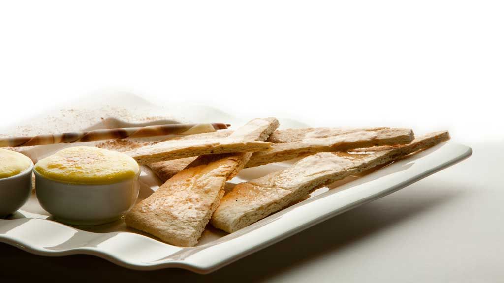 Postres: coca de canal i coca masegada